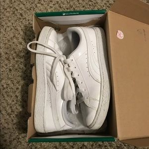 White Puma Shoes